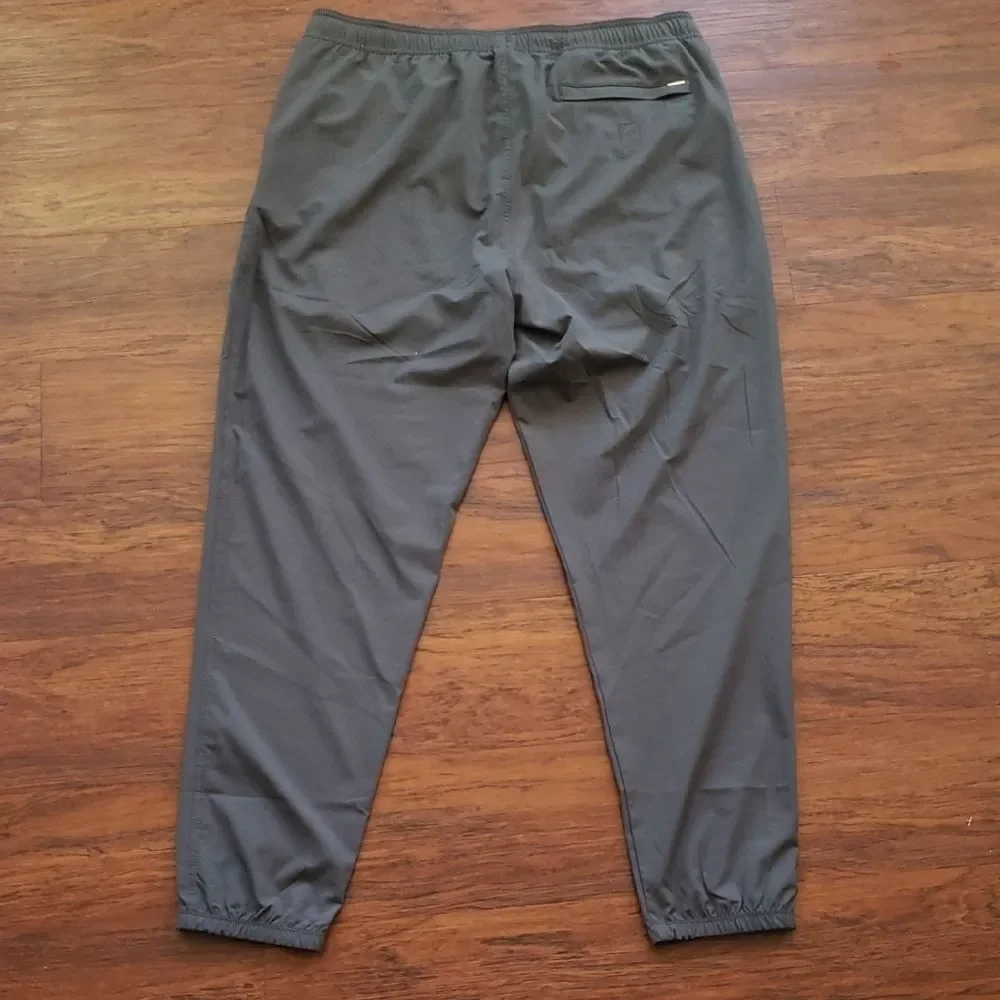 Vuori Mens Charcoal Lined Joggers Size XL Athleisure Casual Trendy